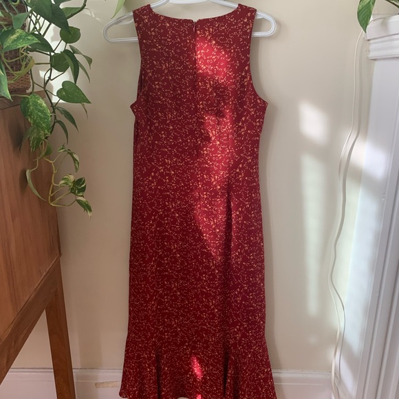 Vintage Red Floral Dress, size small-medium, double lined, Made in 🇨🇦 - Picture 4 of 6